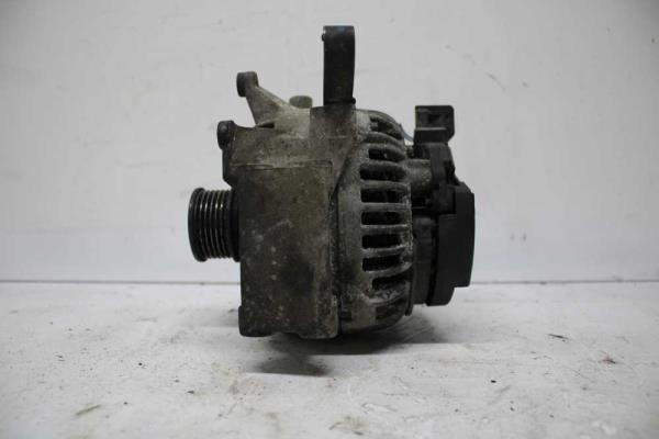 ALTERNATEUR MERCEDES - Vue 2